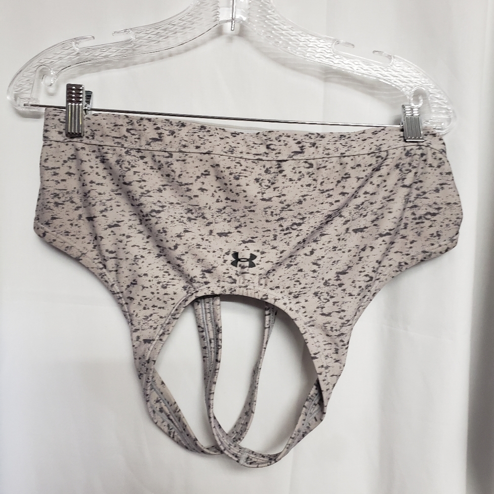 Under armour sports bra